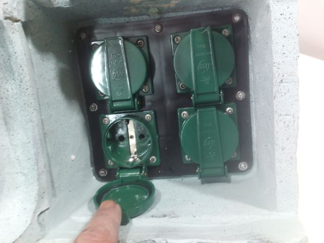 Alargadera eléctrica roca - 4 enchufes