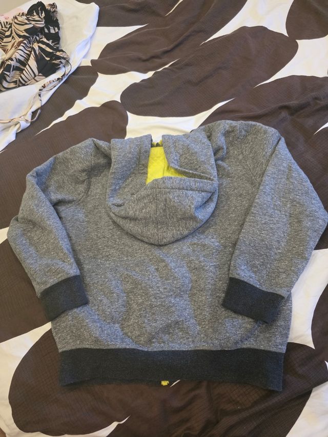 Casaco Zara c/ Capuz - 11/12 anos