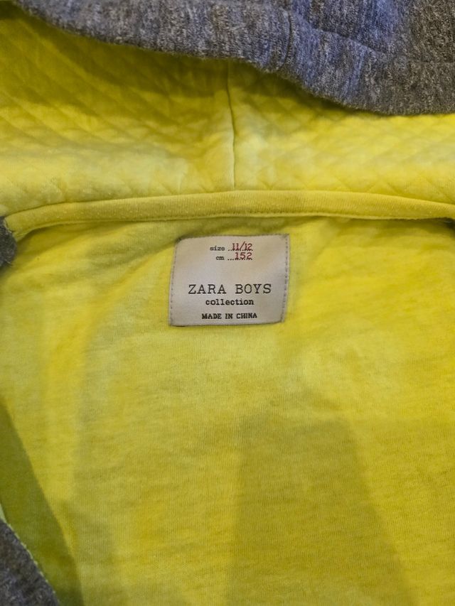 Casaco Zara c/ Capuz - 11/12 anos