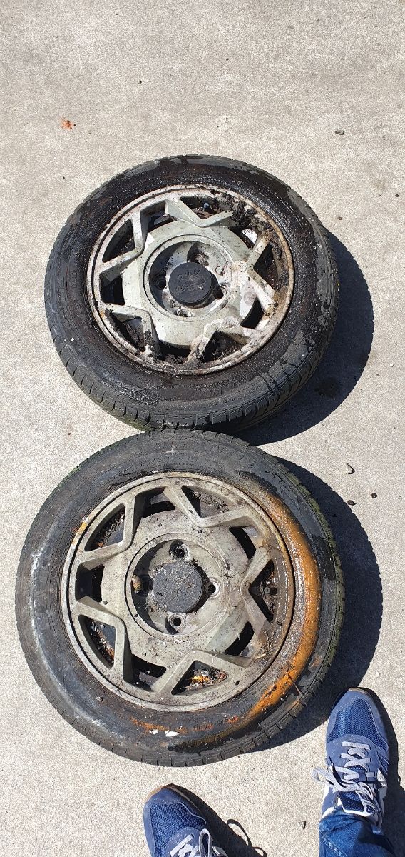 2 Llantas Peugeot 309 clásicas