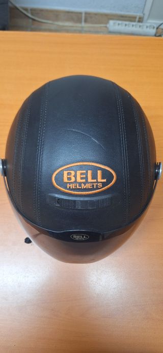 Casco Bell Jet custom cuero mate.