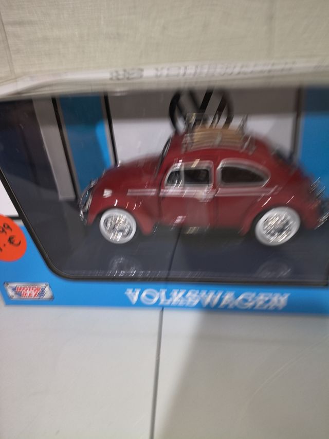 Volkswagen Beetle Rojo Escala 1:24
