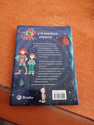 Kika Superbruja y la aventura espacial (Kika Su...