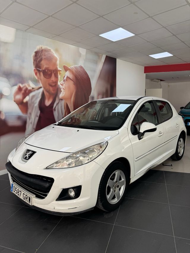 Peugeot 207 2010 ✅