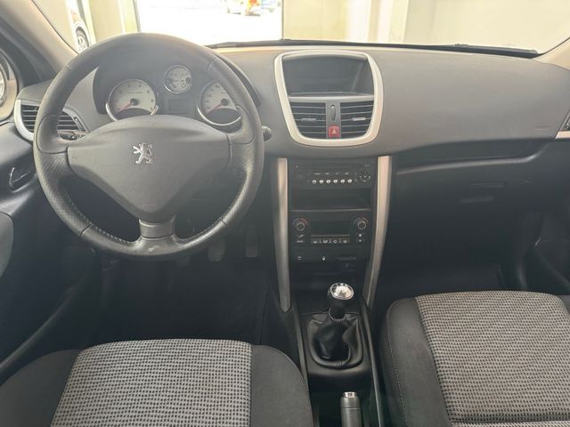 Peugeot 207 2010 ✅