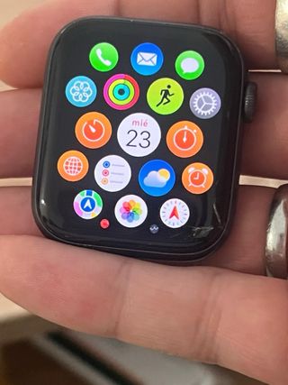 Apple Watch Series 5 - 44mm - Negro