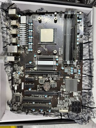 PC Gaming AMD FX + GTX 650 Ti