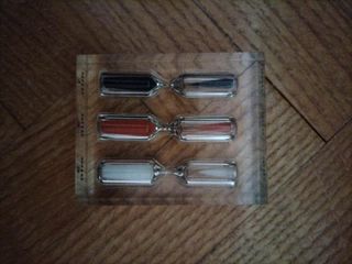 3 Orologi in metacrilato e sabbia 