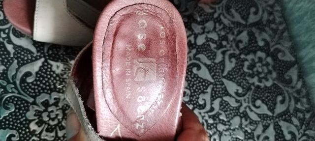 Sandalias tacón.En buen estado.