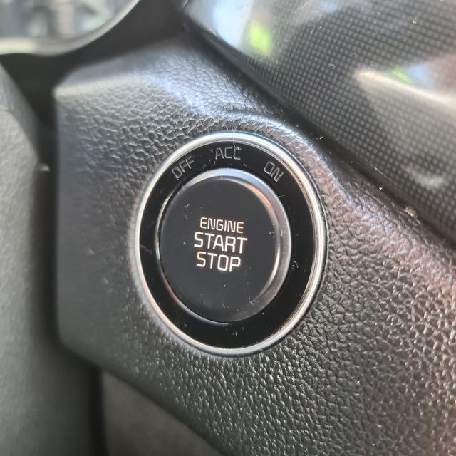 Kia Carens 1.7 CRDi Spirit 7 PLAZAS AUTOMÁTICO