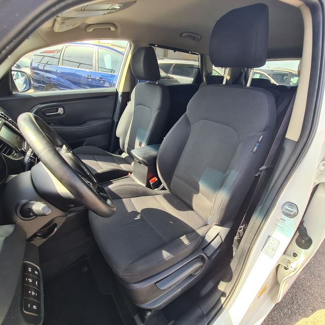 Kia Carens 1.7 CRDi Spirit 7 PLAZAS AUTOMÁTICO