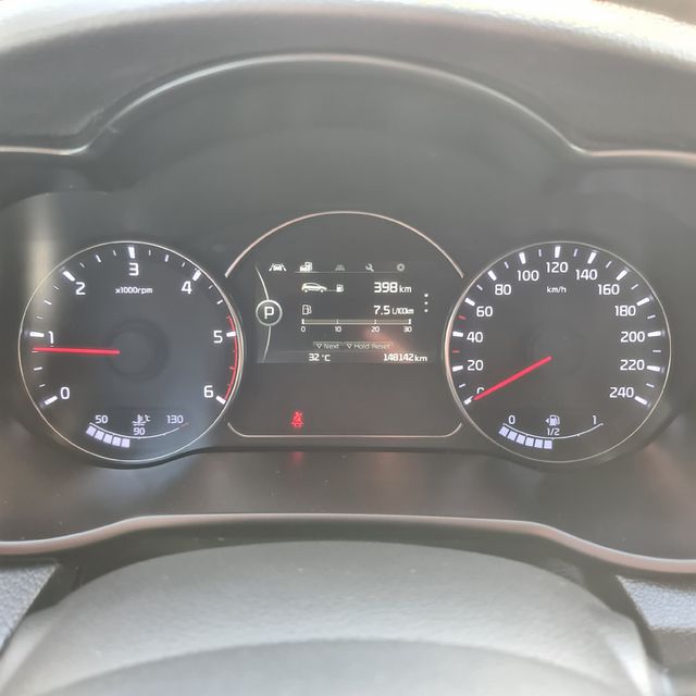 Kia Carens 1.7 CRDi Spirit 7 PLAZAS AUTOMÁTICO