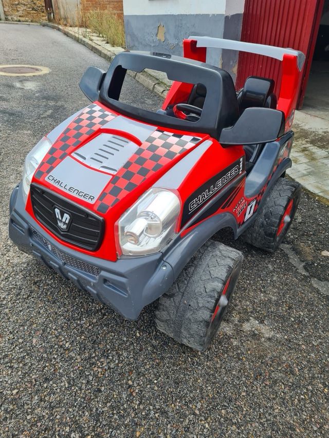 Coche eléctrico todoterreno niños