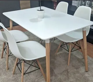 MESA Y 4 SILLAS DE ESTILO NORDICO OFERTA