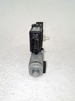 MOTOR ELEVALUNAS TRASERO IZQUIERDO HYUNDAI I30CW