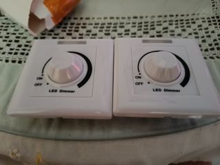 2 Reguladores LED - Intensidad Luz.