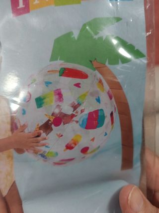 Balón playa 51cm está sin abrir 