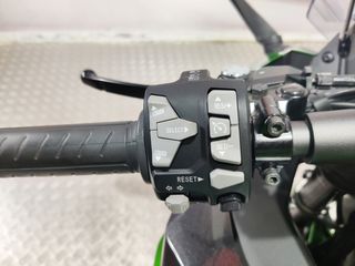 KAWASAKI NINJA 1000 SX