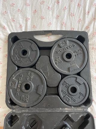 URGE VENDERDiscos pesas Domyos 16 kilos SIN BARRAS
