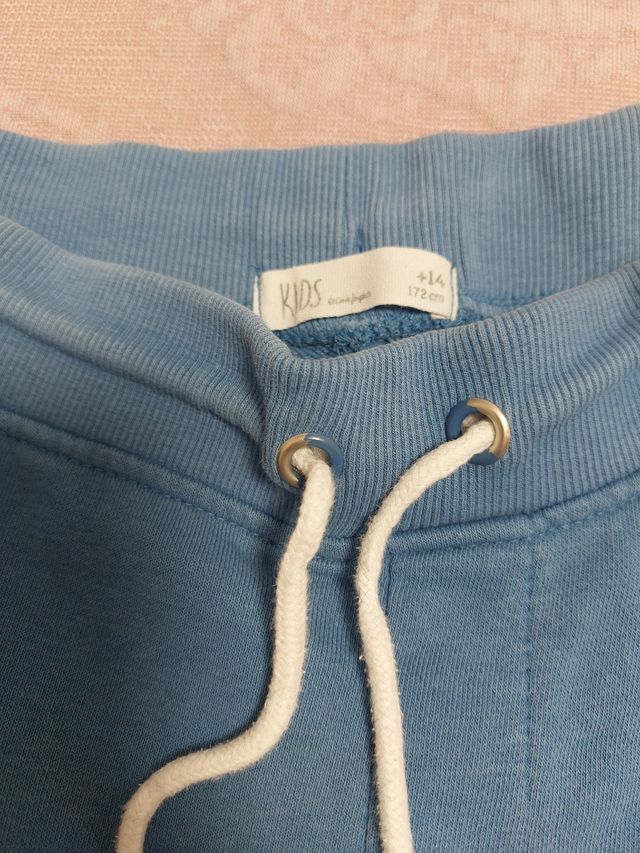 2 pantalones deportivos
