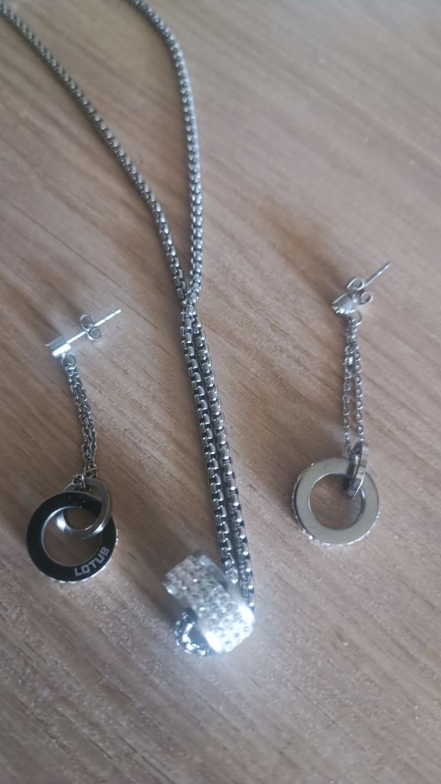 Gargantilla y pendientes Lotus - oro, acero 