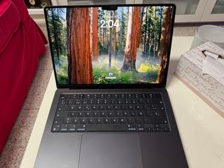 MacBook Pro M4 Gris Espacial 