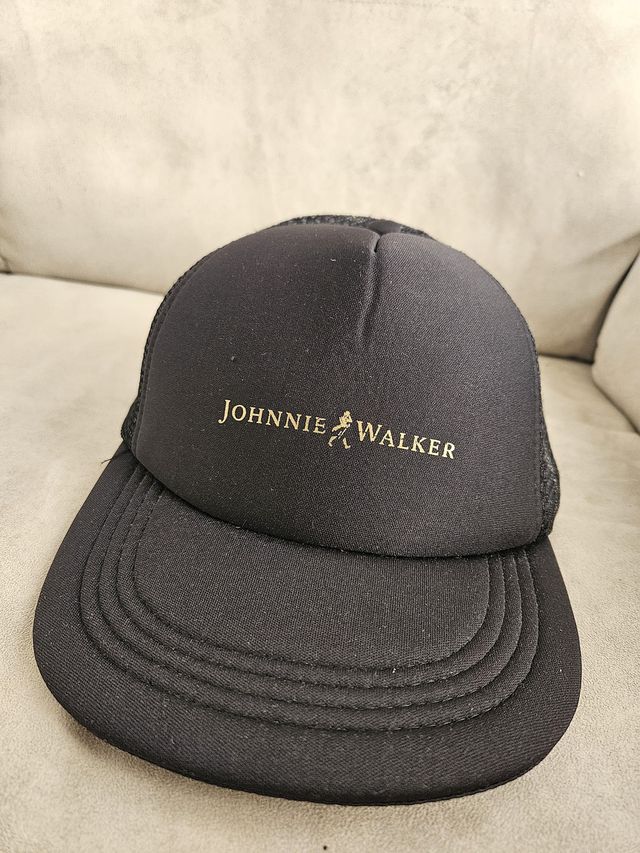 Gorra Johnnie Walker Color Negro