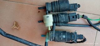 4 Bombas Limpiaparabrisas usadas