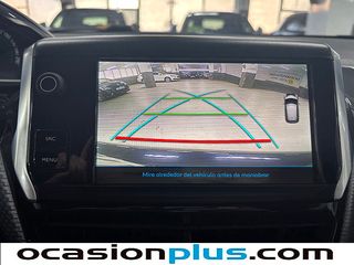 Peugeot 208 PureTech 82 Style 60 kW (82 CV)