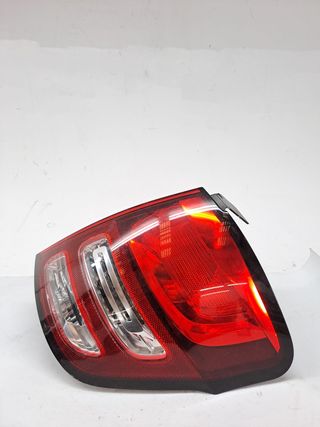 PILOTO TRASERO DERECHO CITROEN C3 (2)