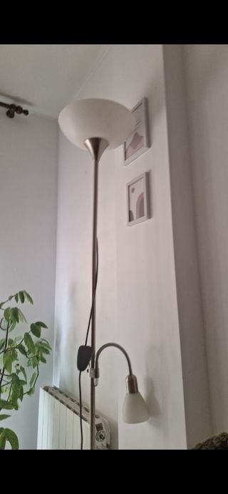 Lámpara de pie moderna
