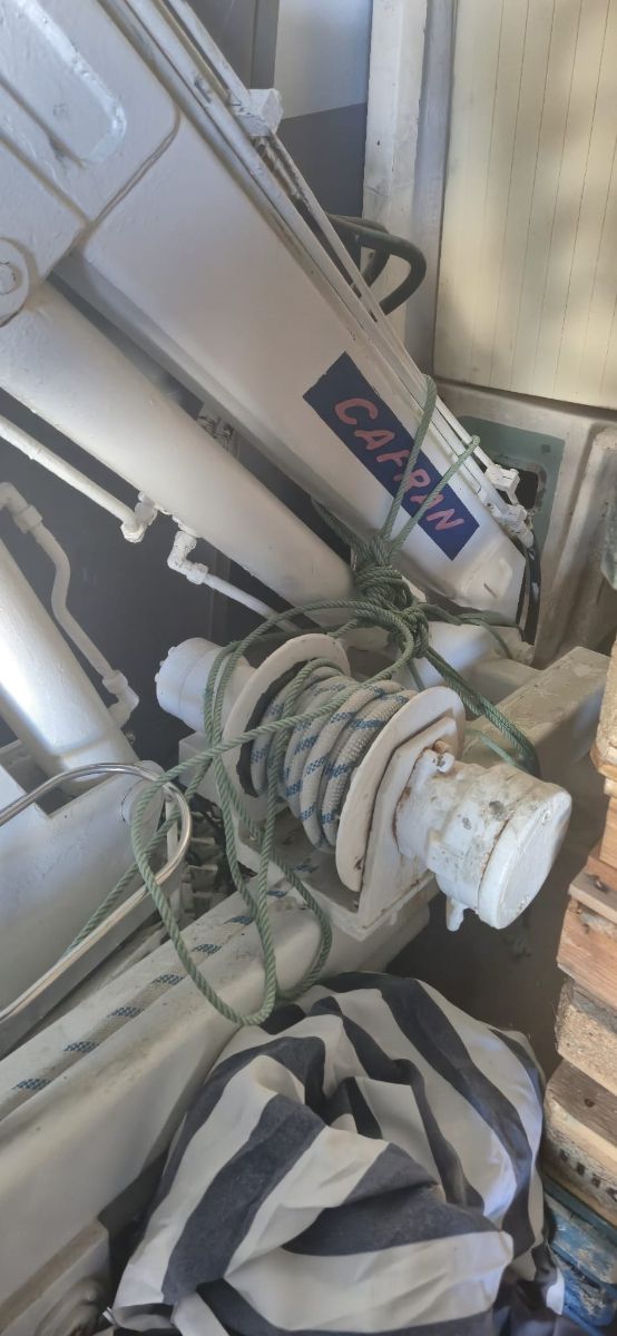 Grúa GIA 20-10 hidráulica