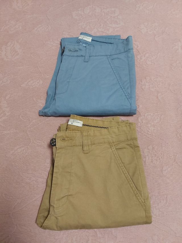 2 pantalones chinos - azul y marrón