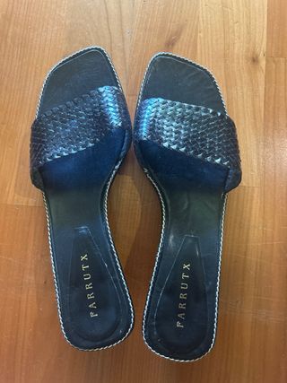 Sandalias FARRUTX negras trenzadas