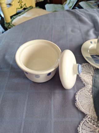 Juego de Tazas y Platos Cerámica