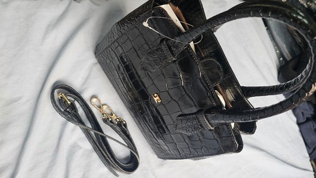 BOLSO DE MANO PARA MUJER MARCA PIERRE CARDIN