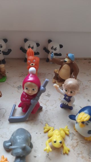 12 Pupazzi Masha e Orso Kinder