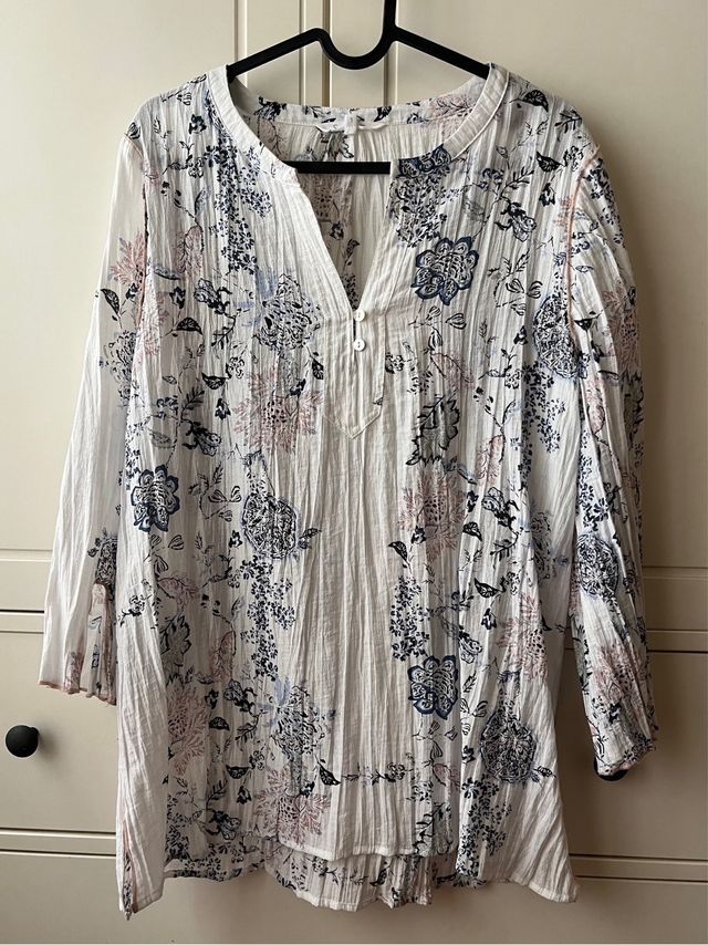 Blusa blanca floral - Talla L
