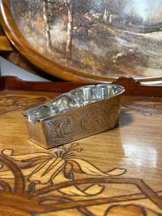 Cendrier/Posacenere in Argento Cesellato Floreale