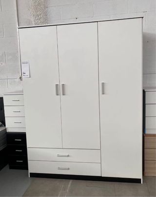 Armarios nuevos a estrenar