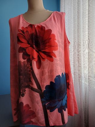 Blusa estampada flores XL