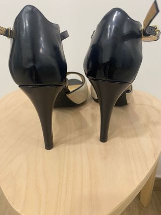 Scarpe Geox Respira beige e nere