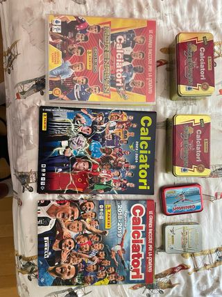 Album figurine Calciatori Panini 2018-19 e 2023-24