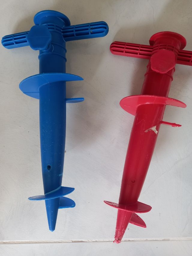 Aplique sombrilla. 2 anclajes de plástico