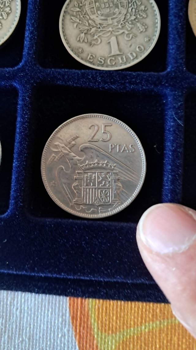 Moeda 50 Pesetas Espanholas 1957