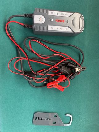Cargador Bosch C3 - Baterías 6V/12V