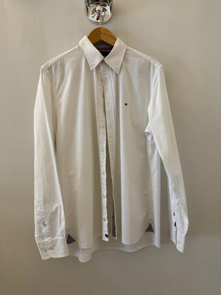 Camisa Tommy Hilfiger blanca, talla M