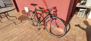 Bicicleta de carretera clásica Corbetta restaurada