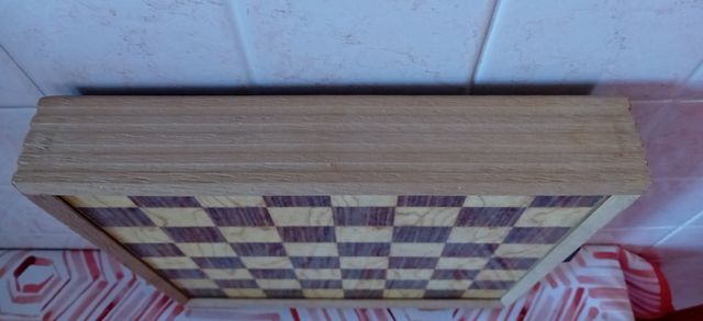 Scacchiera e gioco da tavolo in legno