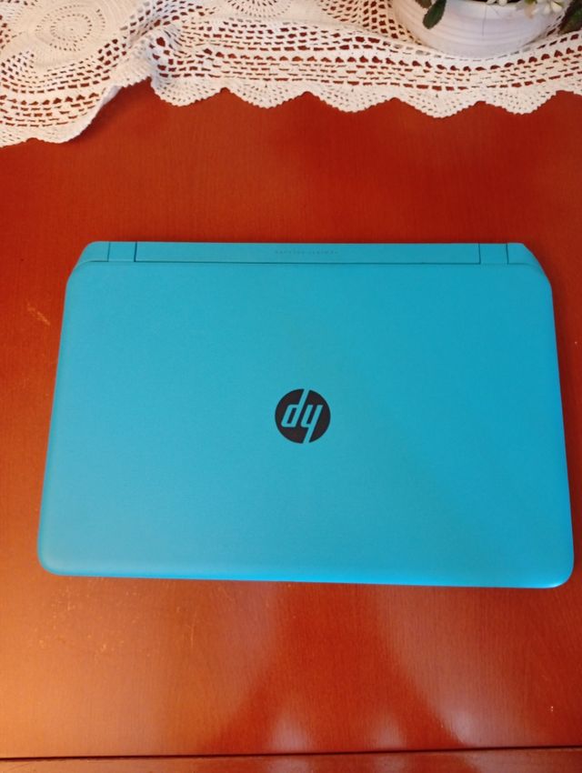 Computer portatile HP Pavilion blu